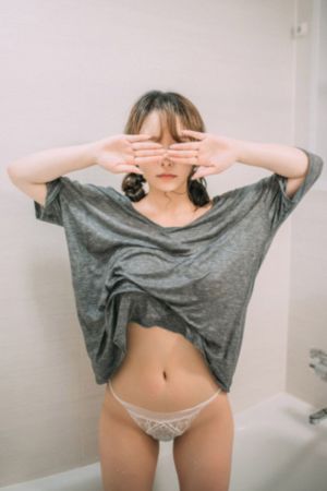 精品人妻少妇一级毛片免费_BD英语超清免费观看