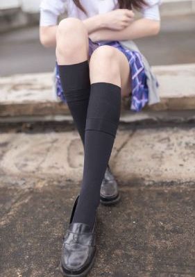 欧美多毛美女_DVD免费在线观看