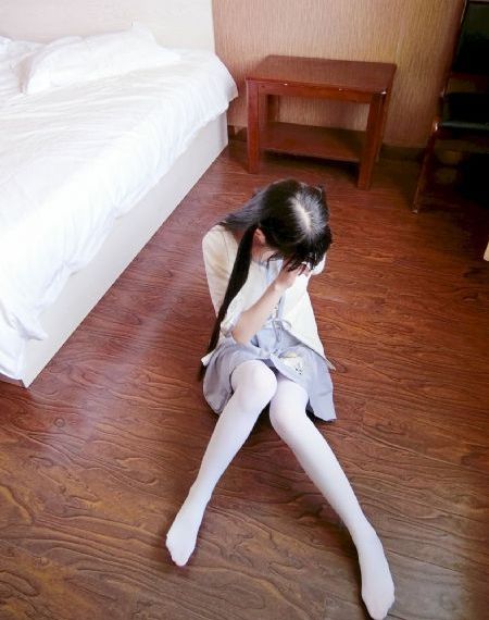 国产奔驰商务车七座报价_国产剧在线播放